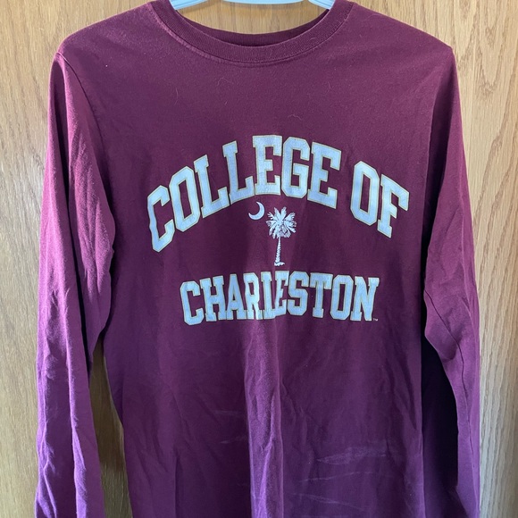 college long sleeve - Picture 1 of 2